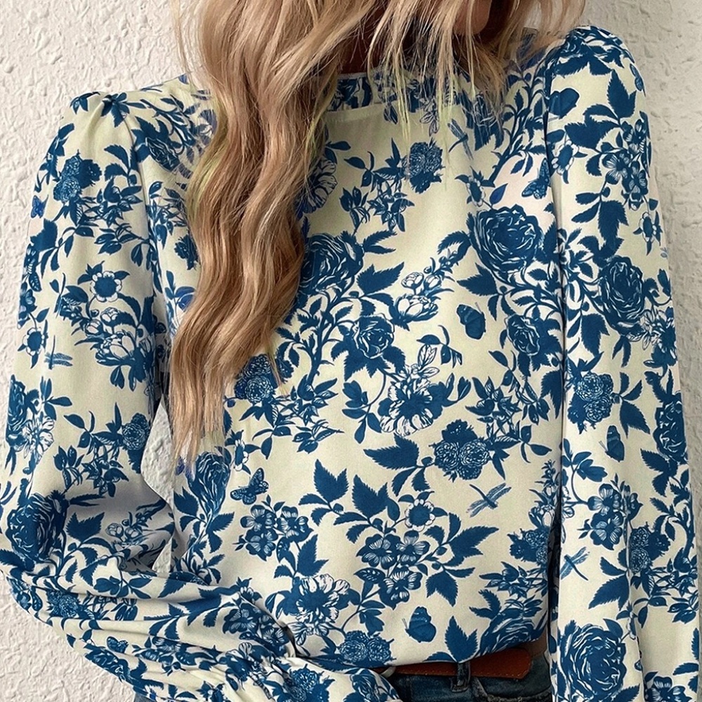 B176 Sky Blue Floral Print Flounce Sleeve Keyhole Back Blouse